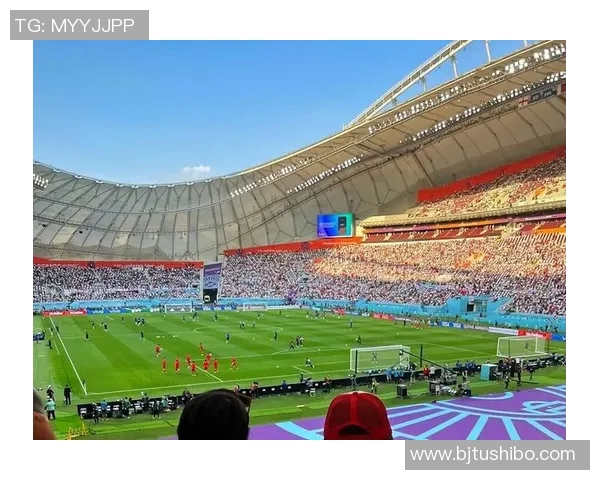 足球8带你领略世界足球的魅力与激情探索球场背后的故事与传奇 足球8带你领略世界足球的魅力与激情探索球场背后的故事与传奇